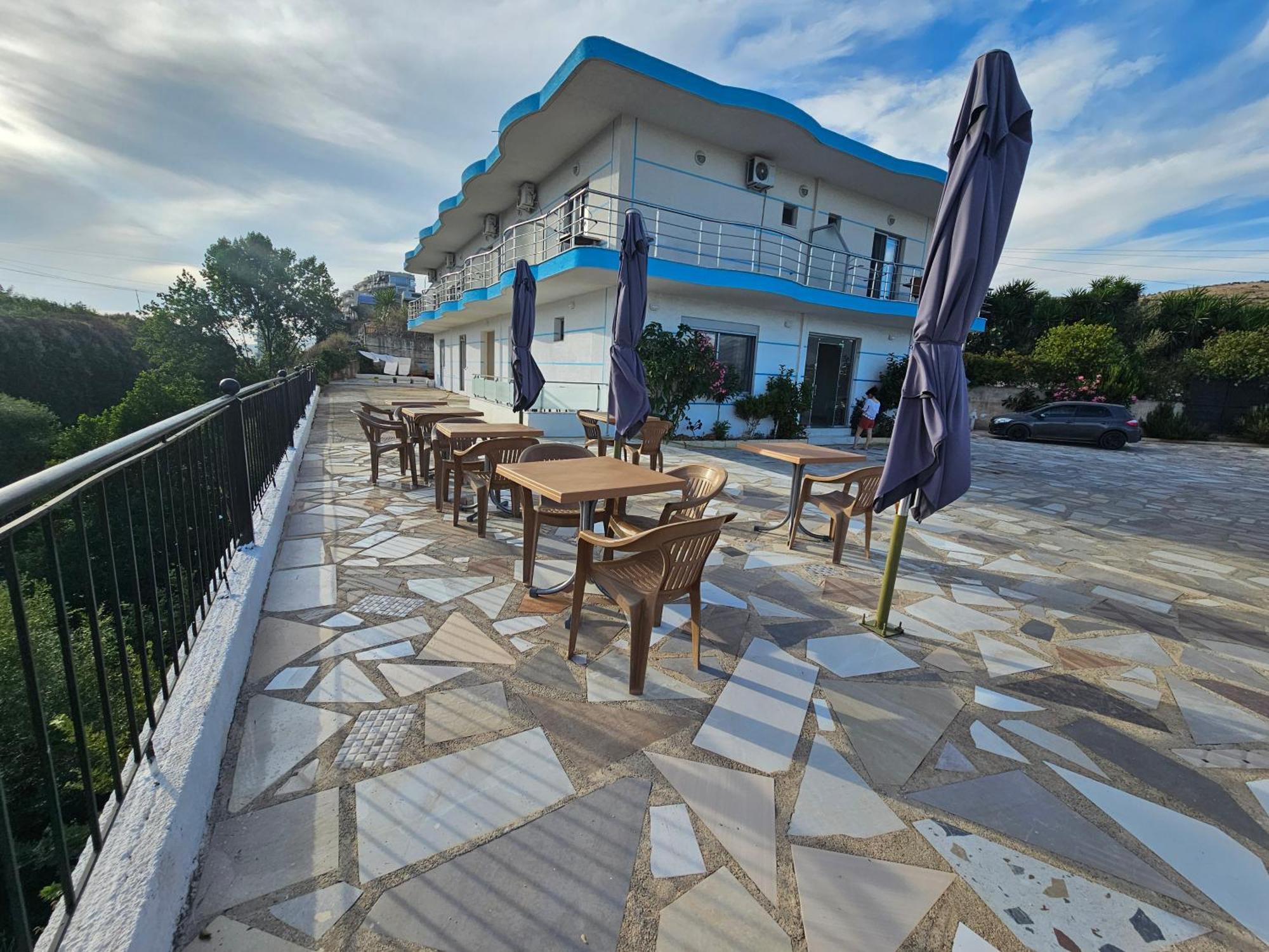 Hotel Irini Саранда Экстерьер фото