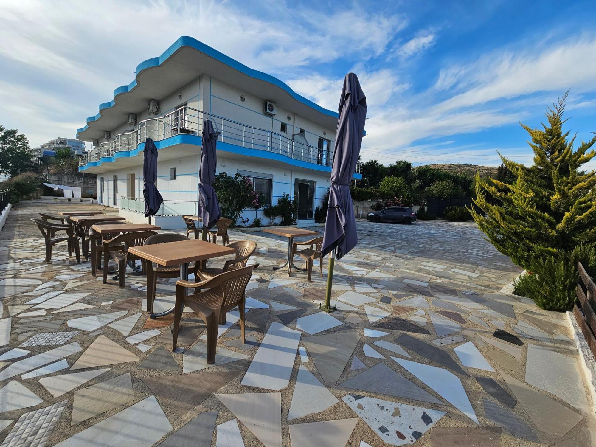 Hotel Irini Саранда Экстерьер фото