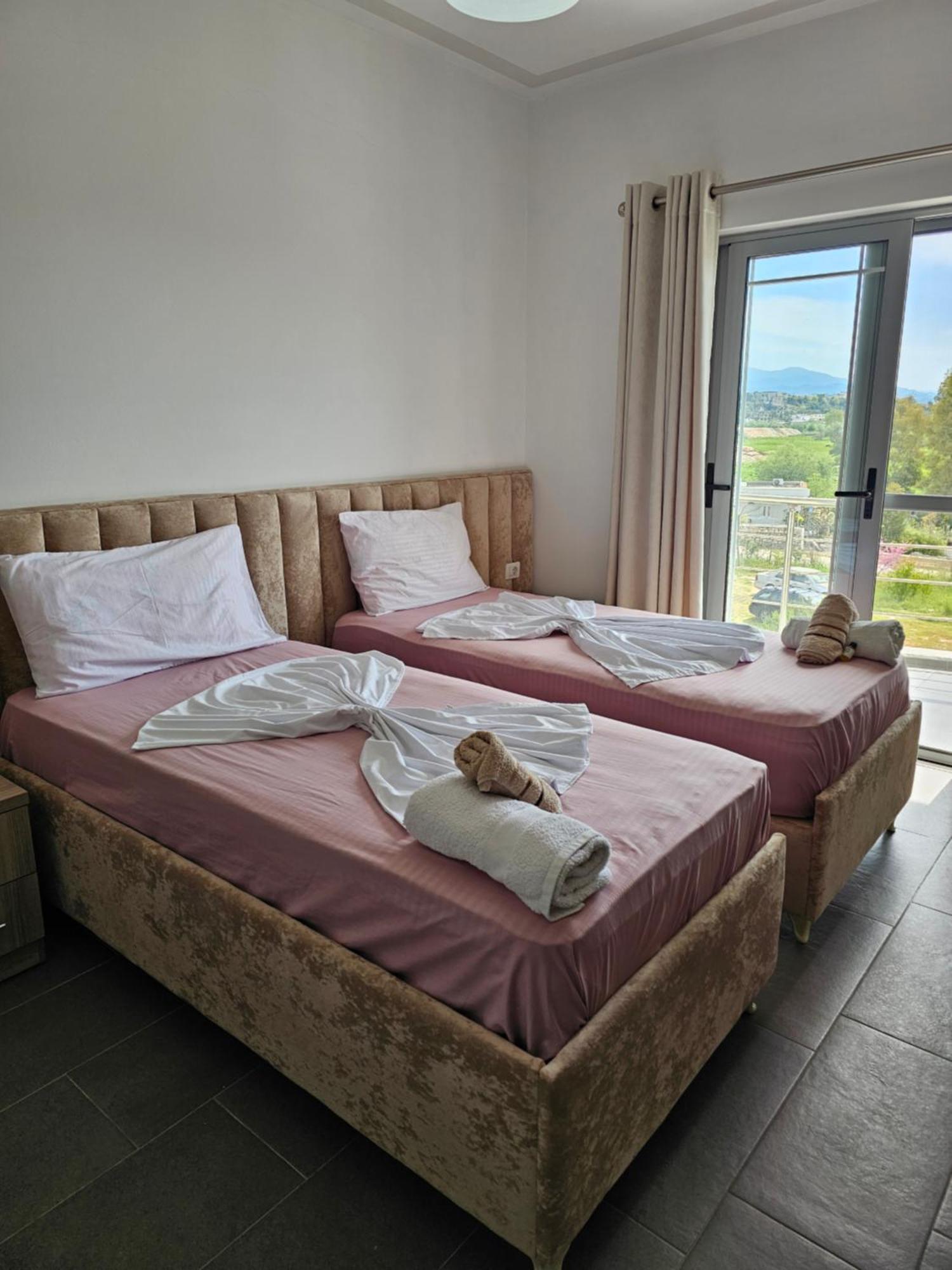 Hotel Irini Саранда Экстерьер фото
