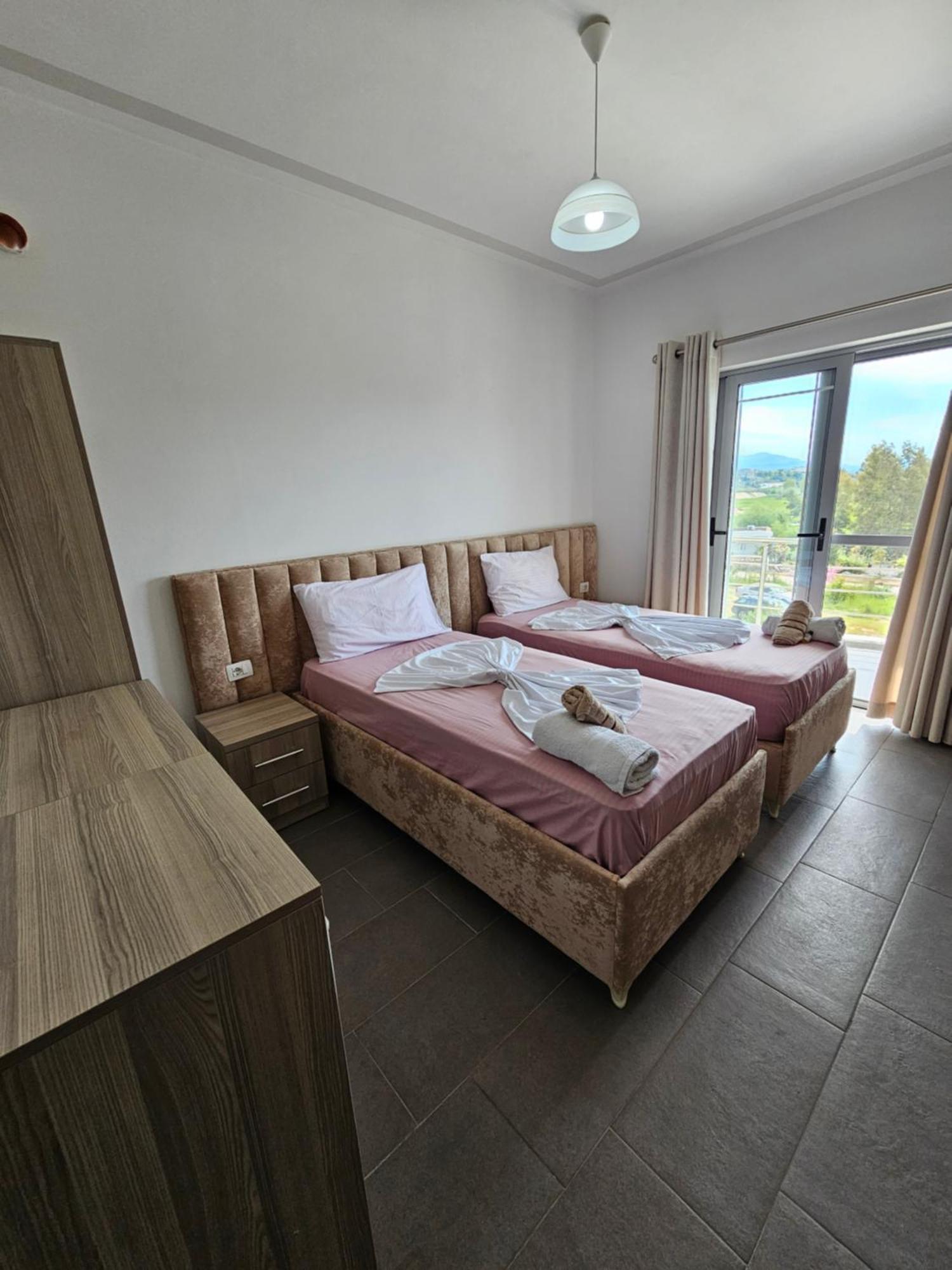 Hotel Irini Саранда Экстерьер фото