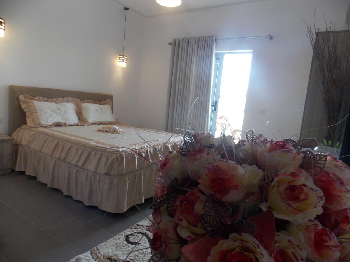 Hotel Irini Саранда Экстерьер фото